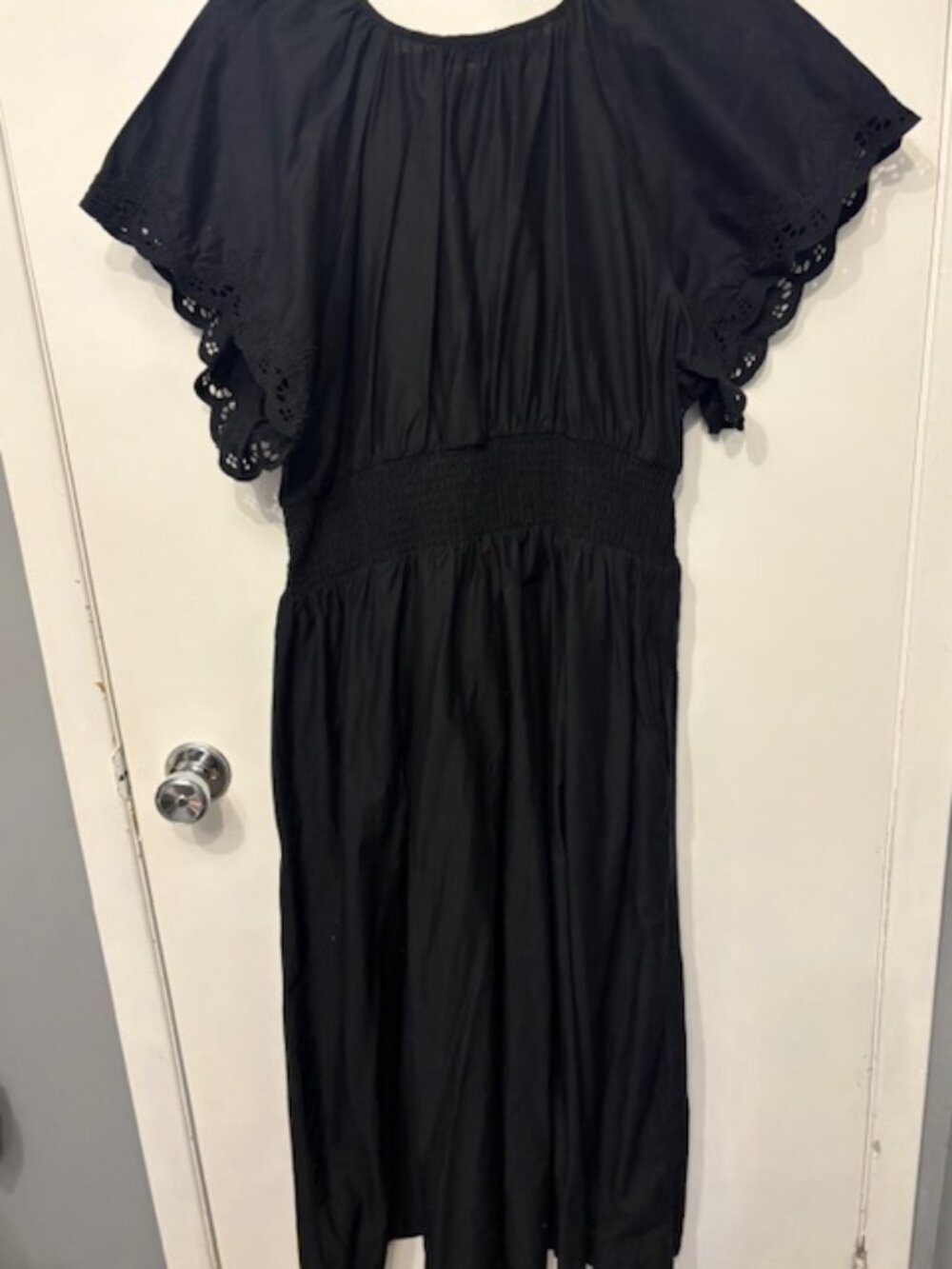 Black Cinch Waist Maxi Dress - Picture 3 of 3